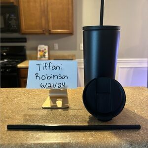 Simple Modern 20 oz Midnight Black Classic Tumbler